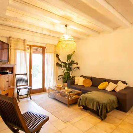 Maison Conviviale